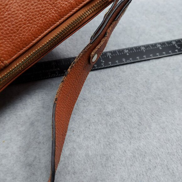 Realer Brown Pebbled Faux Leather Hobo Shoulder Bag With Gold Accents - Picture 9 of 11